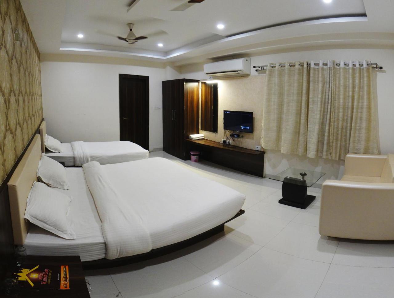 Hotel Kamad Giri,Ujjain Exterior photo
