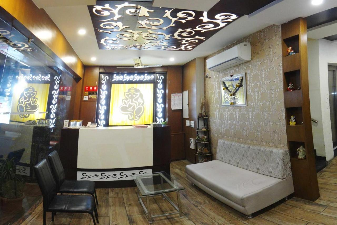 Hotel Kamad Giri,Ujjain Exterior photo